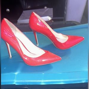 Women’s shoes